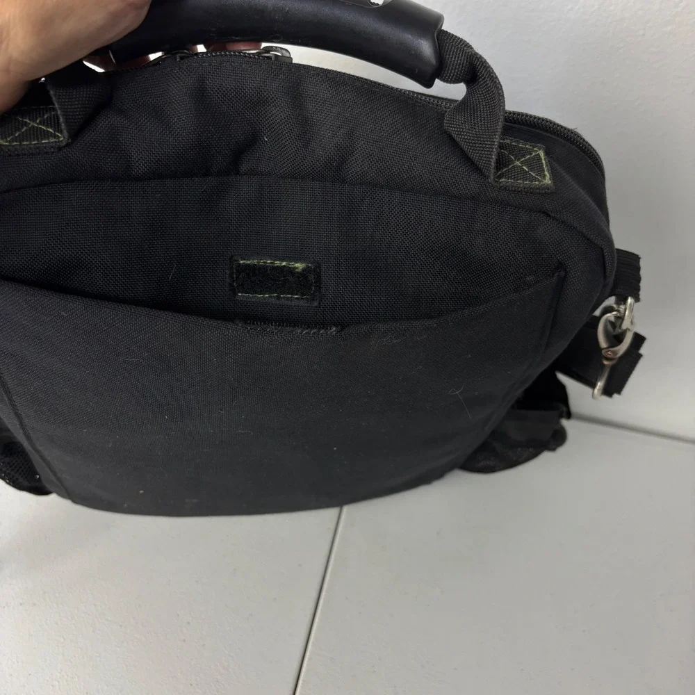 Thinkgeek bag holding